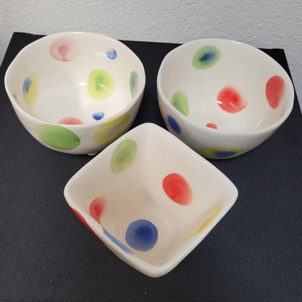 Anthropologie Tilda Nut Bowls, Set of 3 - Picture 2 of 4